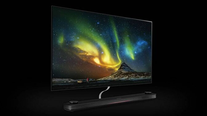 Новинки от LG: сверхтонкий телевизор и домашний робот