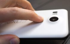 Новая функция для Nexus 5X в Android 7.1.2: доступ к уведомлениям в один короткий свайп